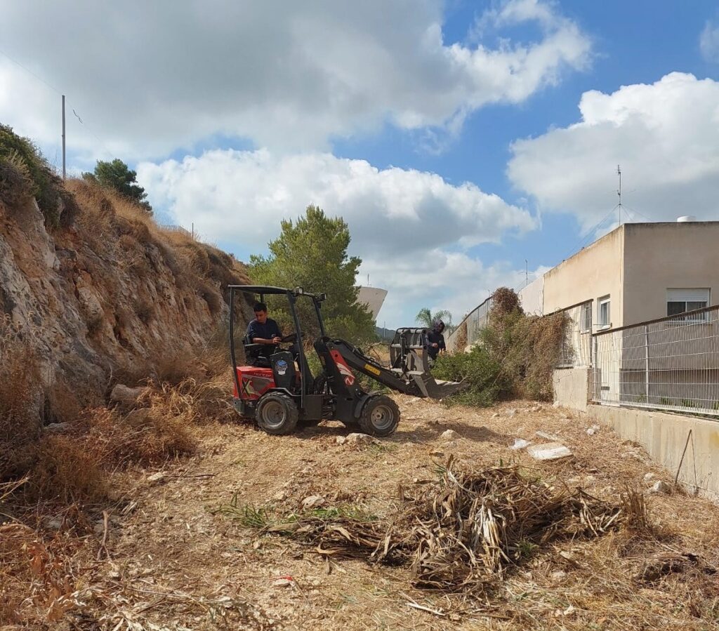 הכשרת אזורי חיץ בטירת כרמל